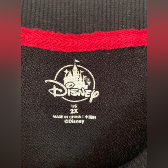 2x Disney Sweater - Picture 3 of 3